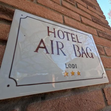 Hotel Air Bag โลดิ ภายนอก รูปภาพ