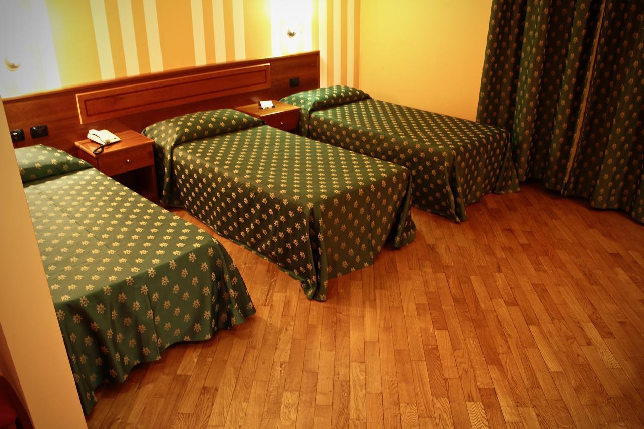 Hotel Air Bag โลดิ ภายนอก รูปภาพ